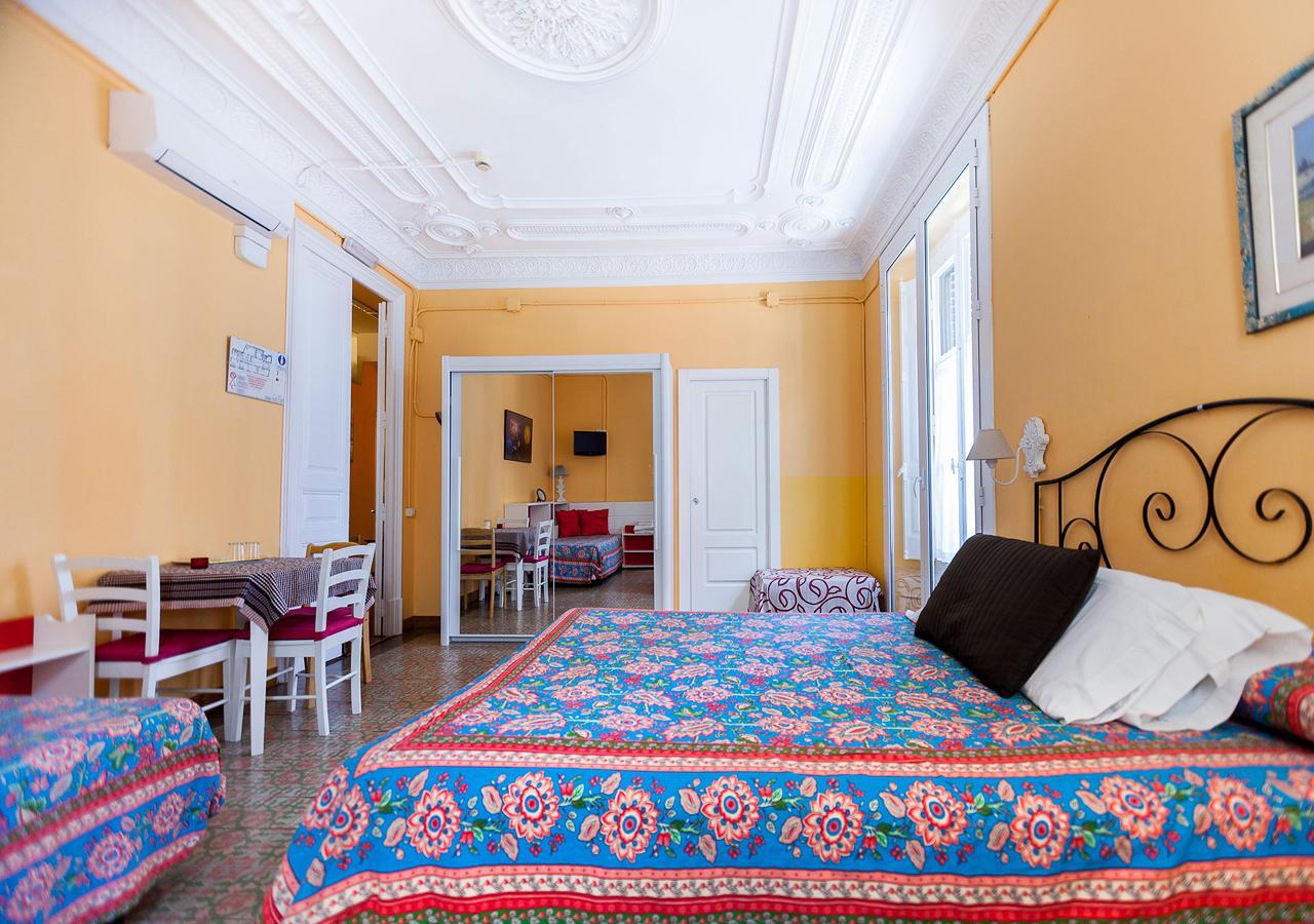 Hostal Del Palau Barcelona Kültér fotó